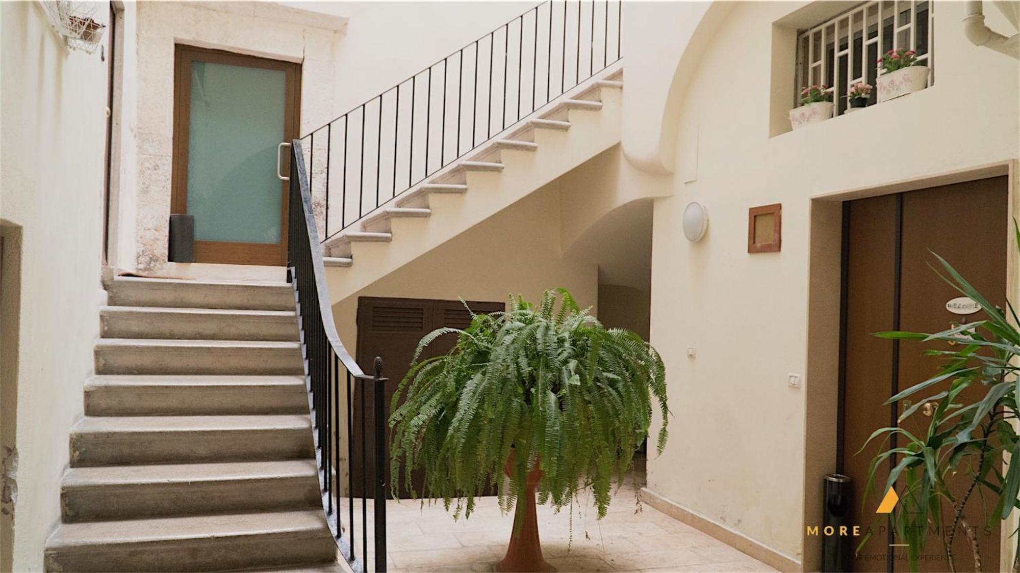 More Apartments Il Ferrarese Bari Eksteriør bilde